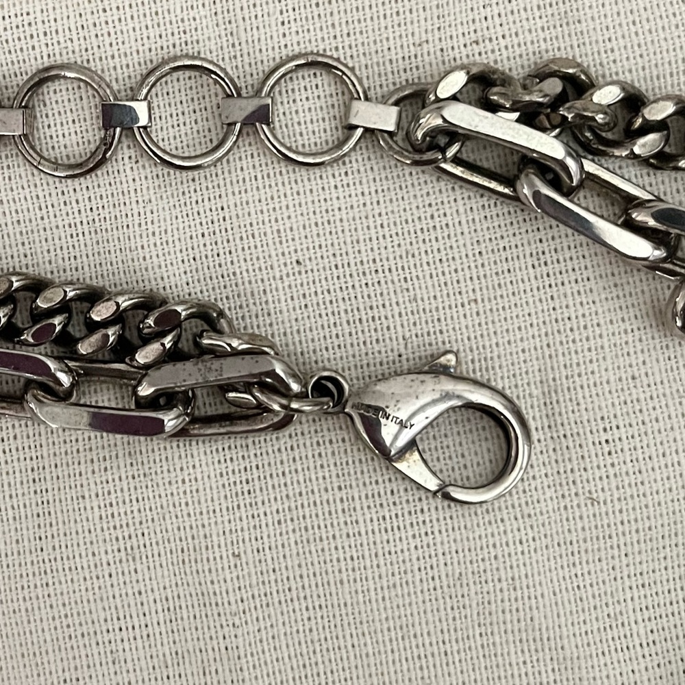 Alexander McQueen Coral Charm Chain
Choker Necklace - Picture 13 of 14